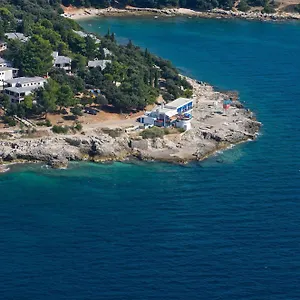 ** Resort Horizont Croazia
