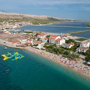 ** Affittacamere Galeb Pag - At The Main Croazia